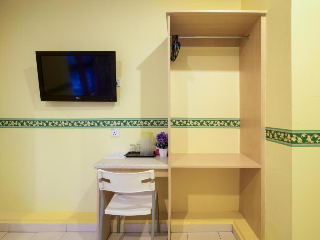 קואלה לומפור Hotel Zamburger Sungai Besi מראה חיצוני תמונה